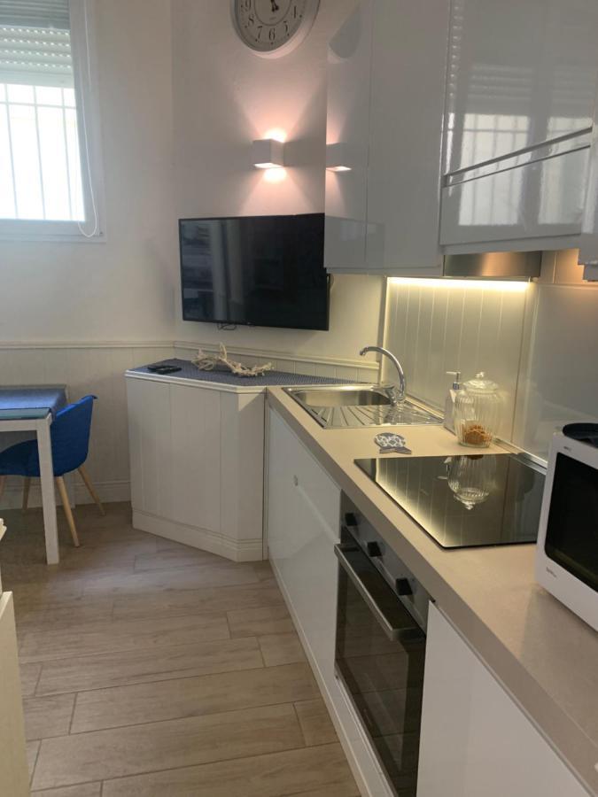 Perla Blu Apartment Viareggio Bagian luar foto